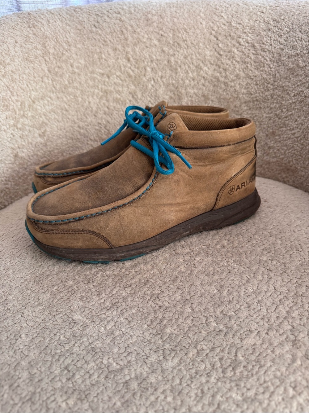Ariat Spitfire Men’s 8 EE Brown Leather Moc Toe Casual Shoes